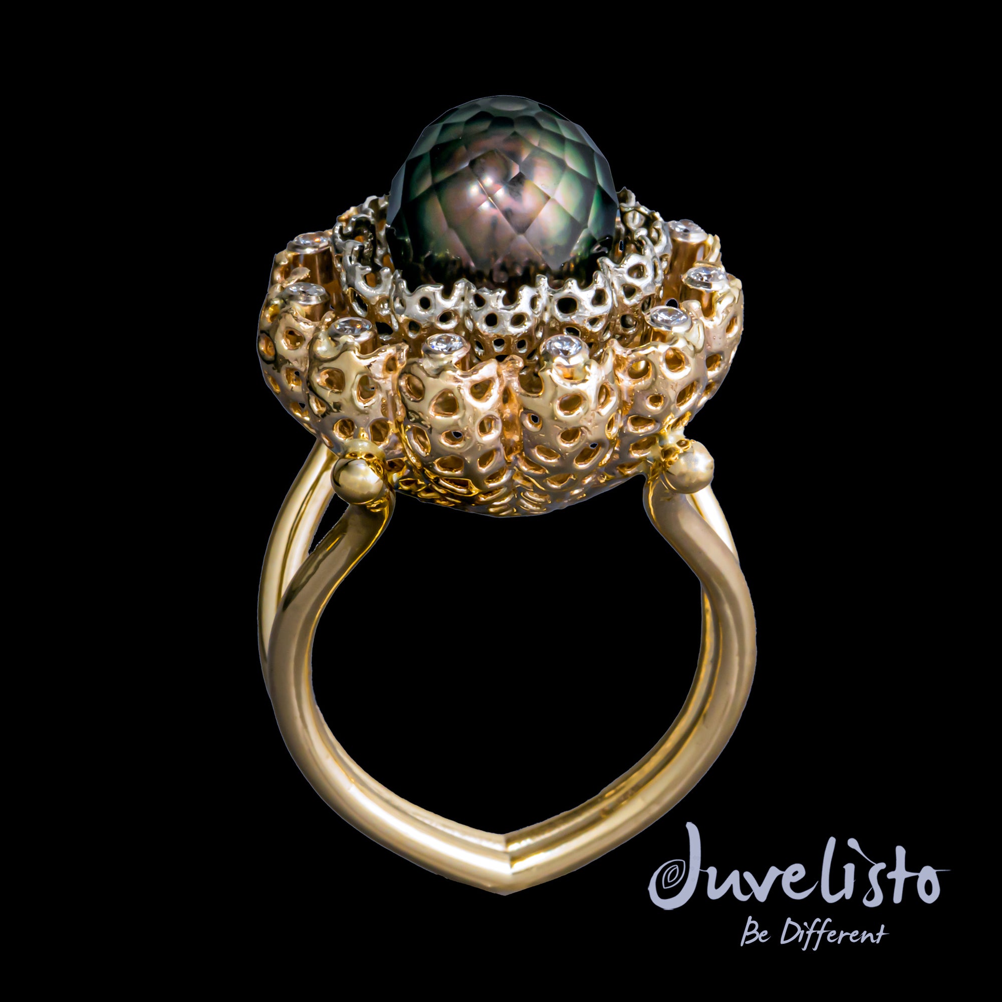 Juvelisto Design  The Sea Anemone Gold Ring with Tahitian Pearl And Diamonds