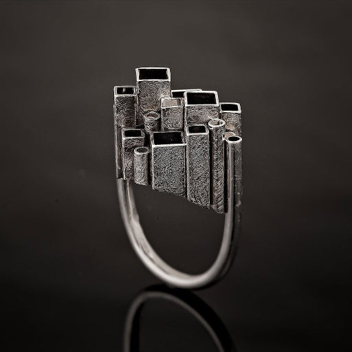 Juvelisto Design Skyscraper Silver Ring
