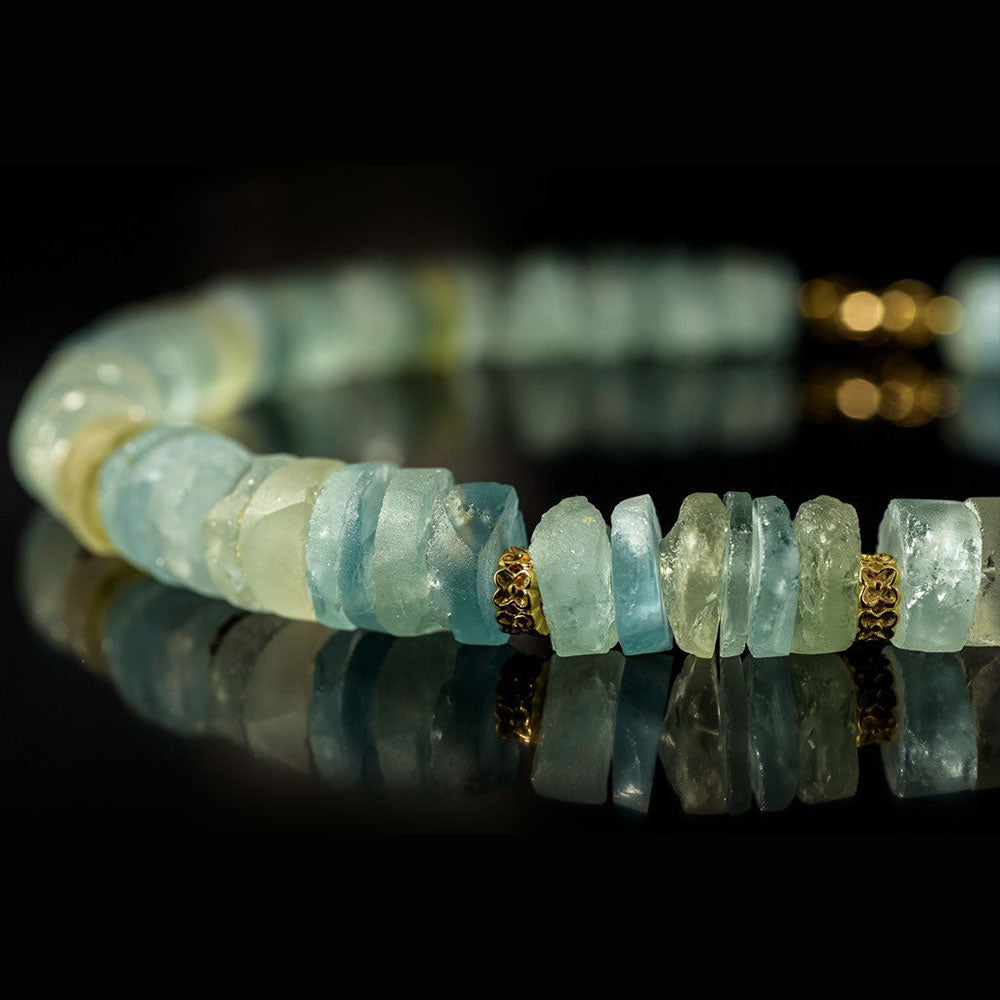 Juvelisto Design | Aquamarine Necklace w 18kt Yellow Gold