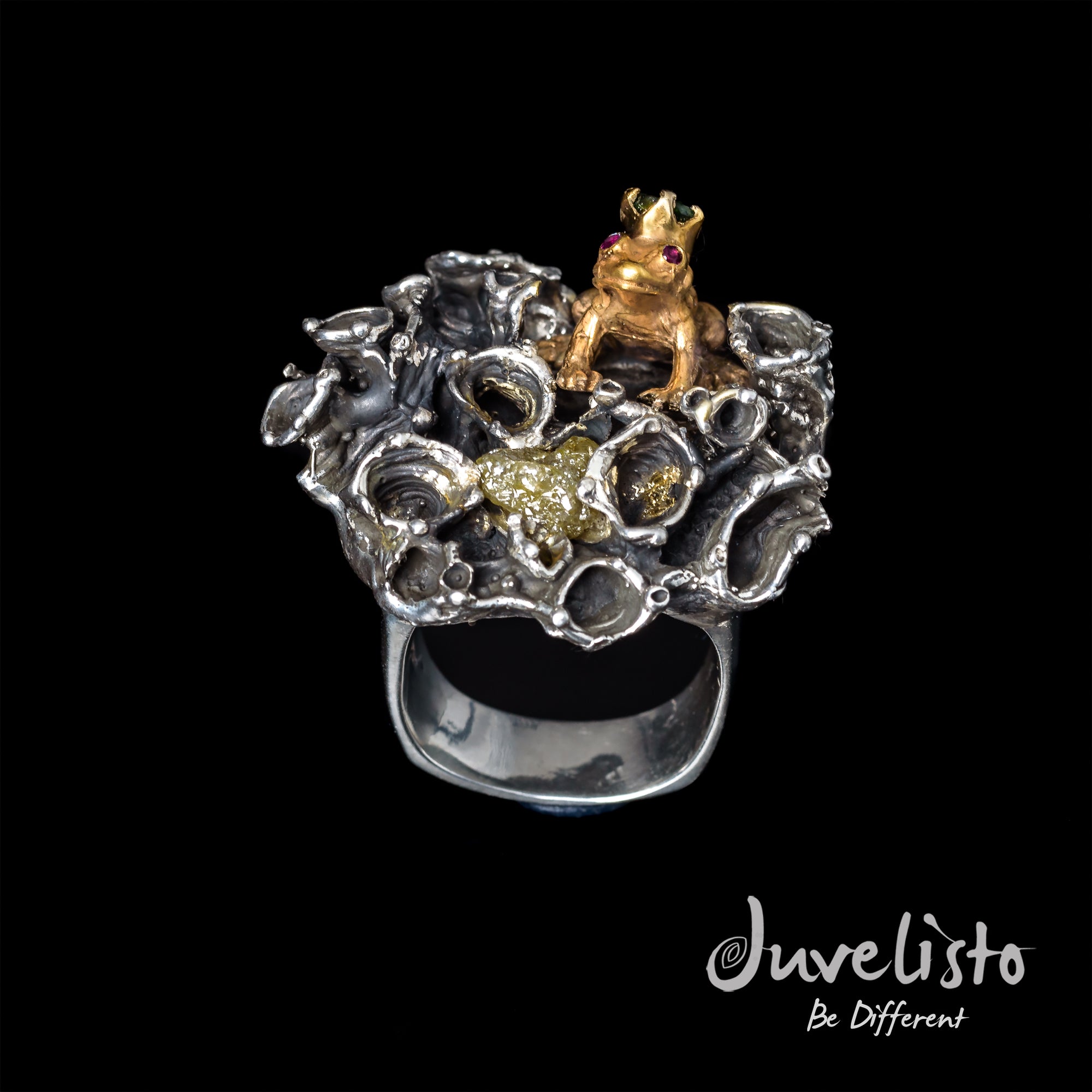 Juvelisto Design Charming Frog Prince Ring in Sterling Silver with Raw Diamond