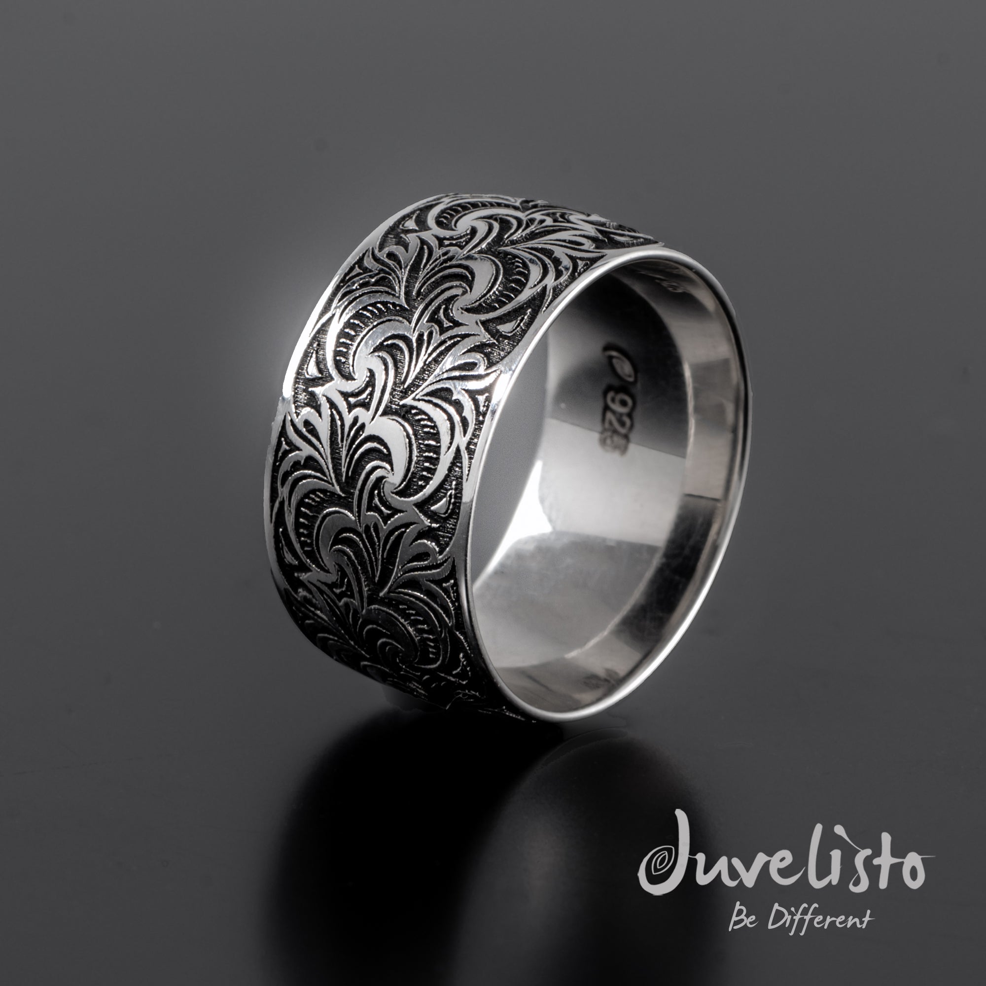 Vintage Swirl Silver Ring 