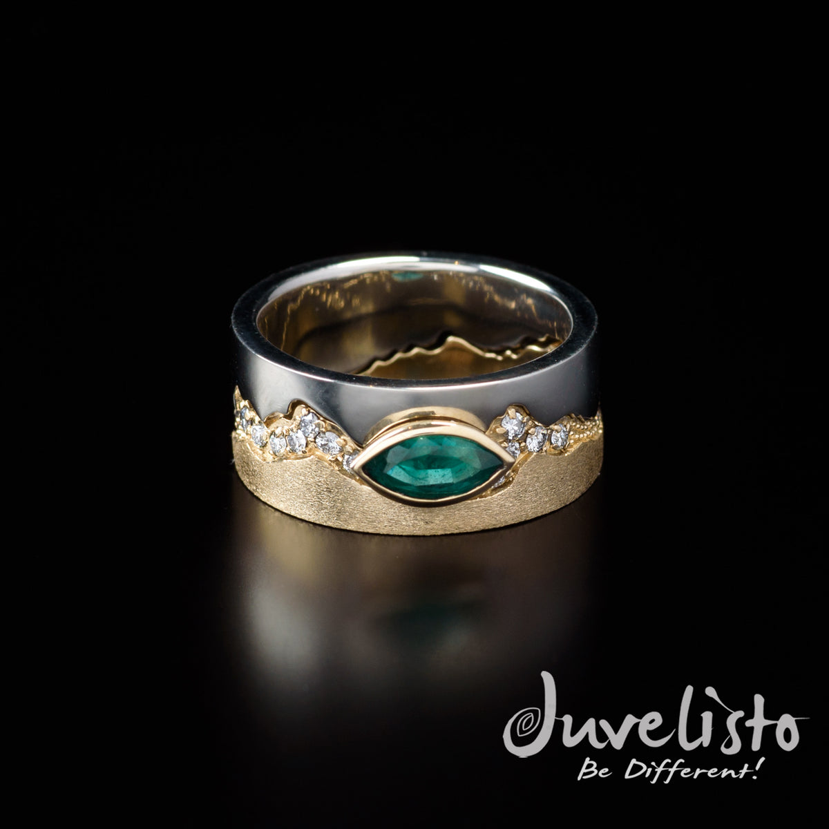 Juvelisto Design | 18kt Yellow &amp; White Gold Emerald Ring