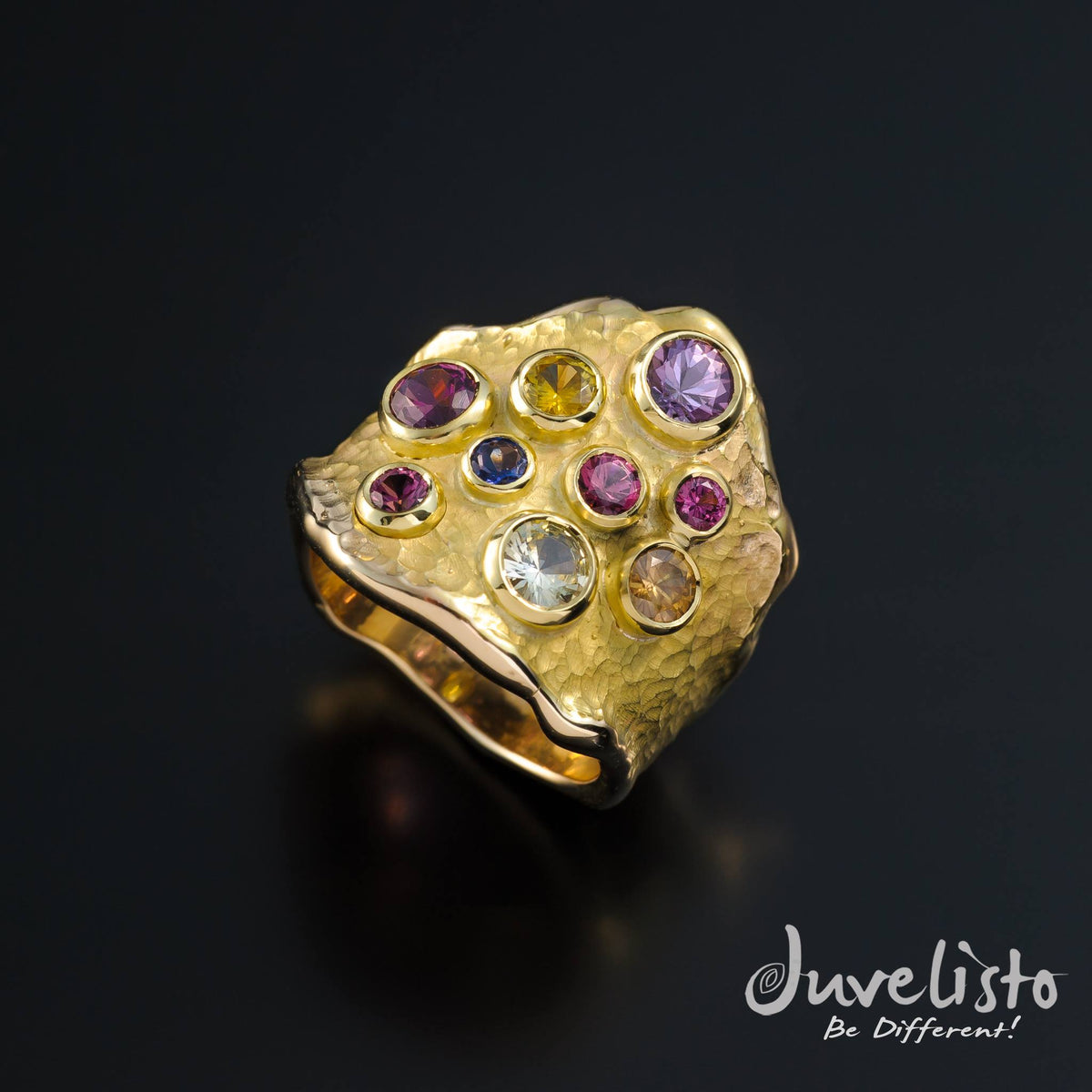 Juvelisto Design  18kt Yellow Gold Multicolor Sapphires Ring